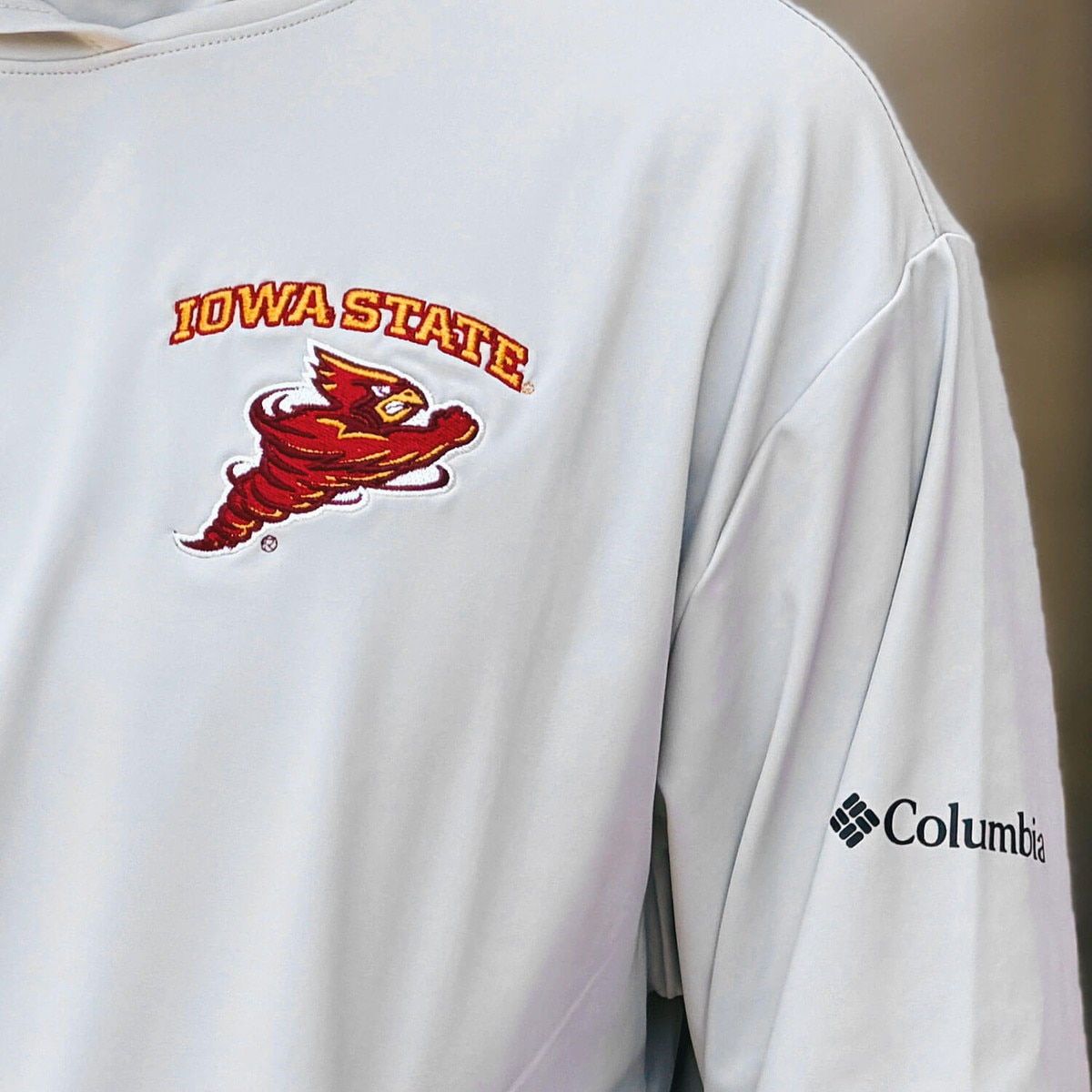 Columbia Punching Cy Gray Long Sleeve Hood design close up